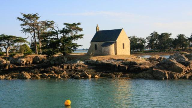 Emplacement Exceptionnel / Vue Etang De Vannes Luaran gambar